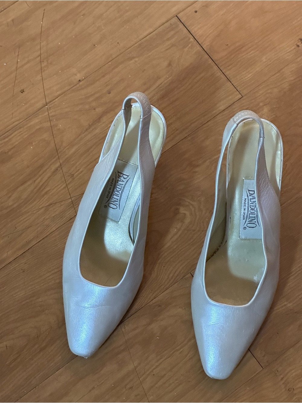Oyster Slingback Leather Pumps 7 1/2